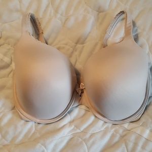Victoria's Secret Body by Victoria Bra 40D